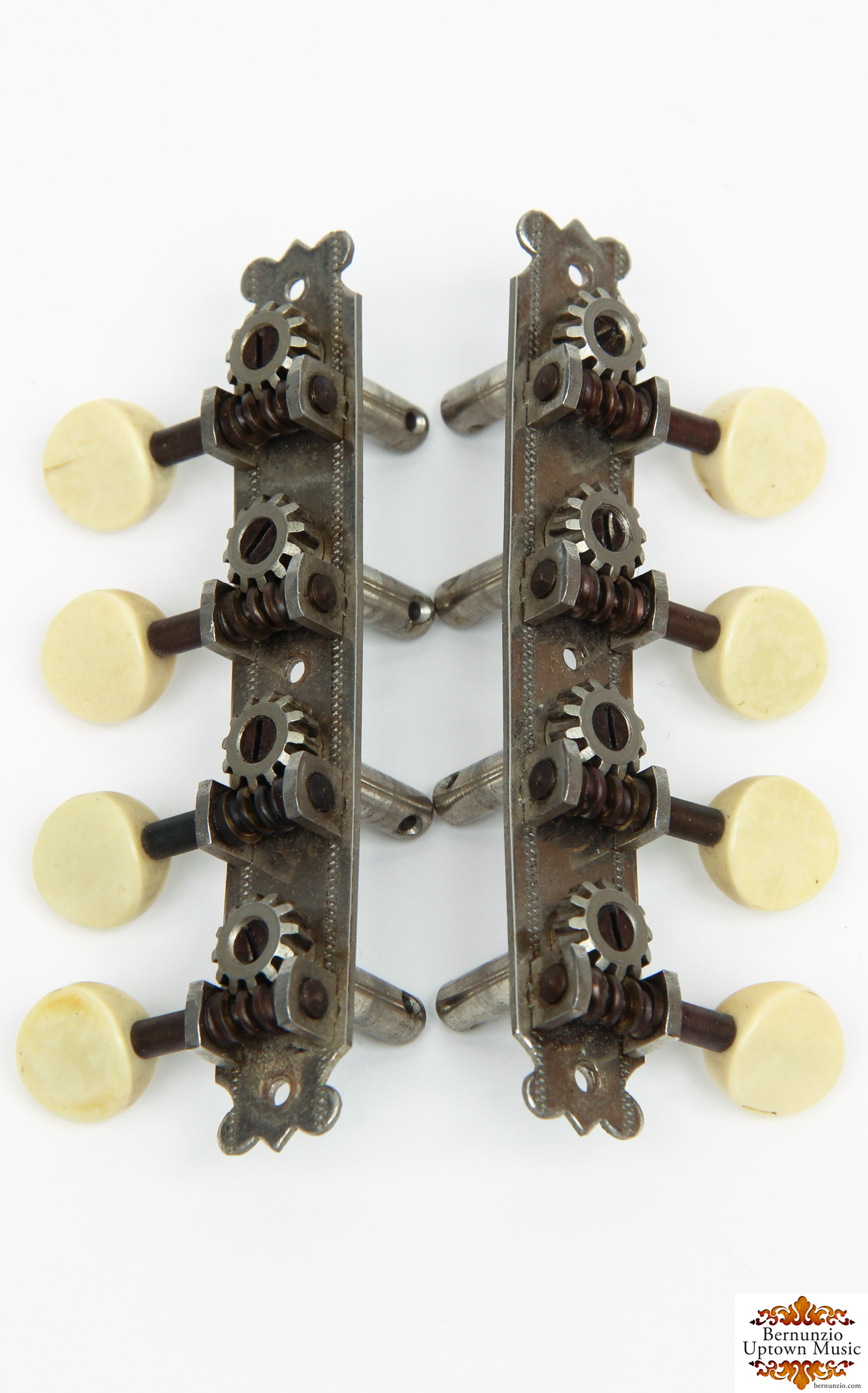 Bernunzio Uptown Music